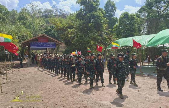 ဓာတ်ပုံ - (RCSS/SSA) RCSS/SSA တပ်ဖွဲ့ဝင်များအား တွေ့ရစဉ်